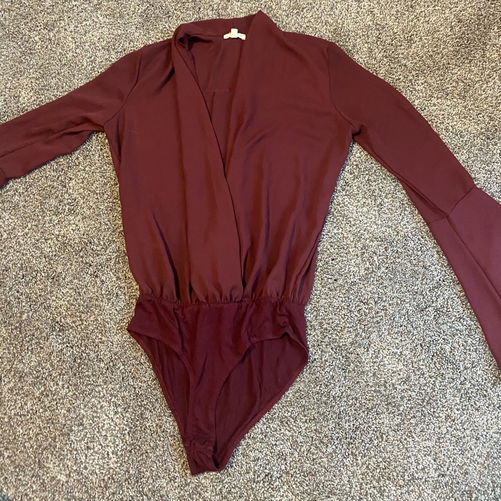 Wet seal body suit
